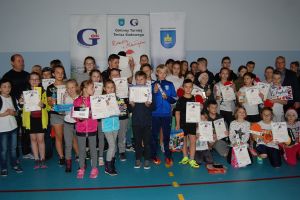 Gminny Turniej Tenisa Stołowego Szkół Podstawowych i Gimnazjalnych „Rakietą z Mikołajem” w Goręczynie 2016