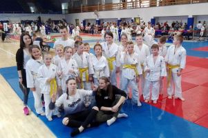 Mnóstwo medali i podium drużynowe GKS-u Żukowo w Otwartych Mistrzostw Elbląga Dzieci i Młodzików w Judo