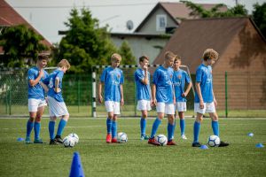 Trwa nabór w Raduni Stężyca. Darmowe treningi w czterech grupach juniorskich