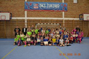 Dziewczynki i chłopcy zagrali w Żukowskiej Lidze Futsalu Junior