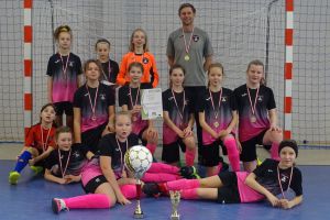 Dziewczęta z Pucka najlepsze w turnieju Kiełpino Cup rocznika 2012