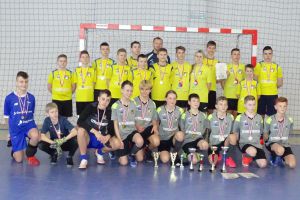 Halowa Liga Juniorów w Kiełpinie. Turniej pucharowy zakończył sezon 2021/2022