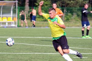 Radunia Stężyca - Błękitni Stare Pole 6:0 (2:0). Kolejne efektowne zwycięstwo dało awans na podium